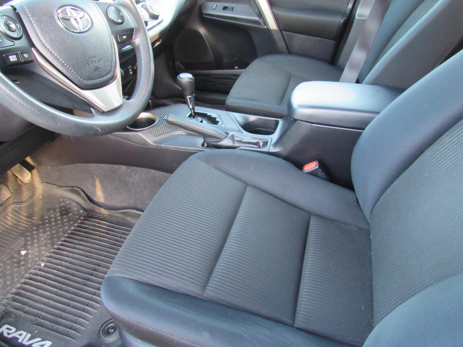 2015 Gray /Gray Toyota RAV4 LE AWD (JTMBFREV5FJ) with an 2.5L L4 DOHC 16V engine, Automatic transmission, located at 215 Milton St, Dedham, MA, 02026, (781) 329-5144, 42.241905, -71.157295 - Photo #12