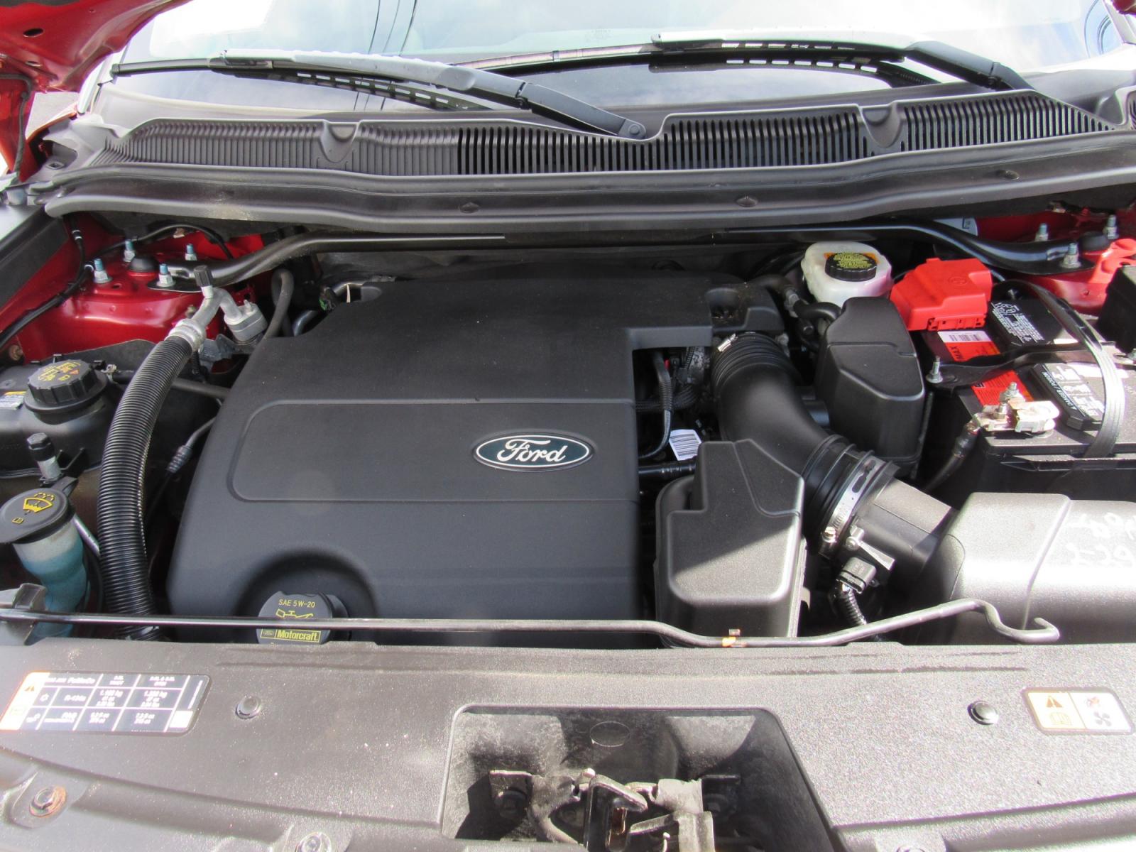 2013 Burgandy /Black Ford Explorer XLT 4WD (1FM5K8D81DG) with an 3.5L V6 DOHC 24V engine, 6-Speed Automatic transmission, located at 215 Milton St, Dedham, MA, 02026, (781) 329-5144, 42.241905, -71.157295 - Photo #19