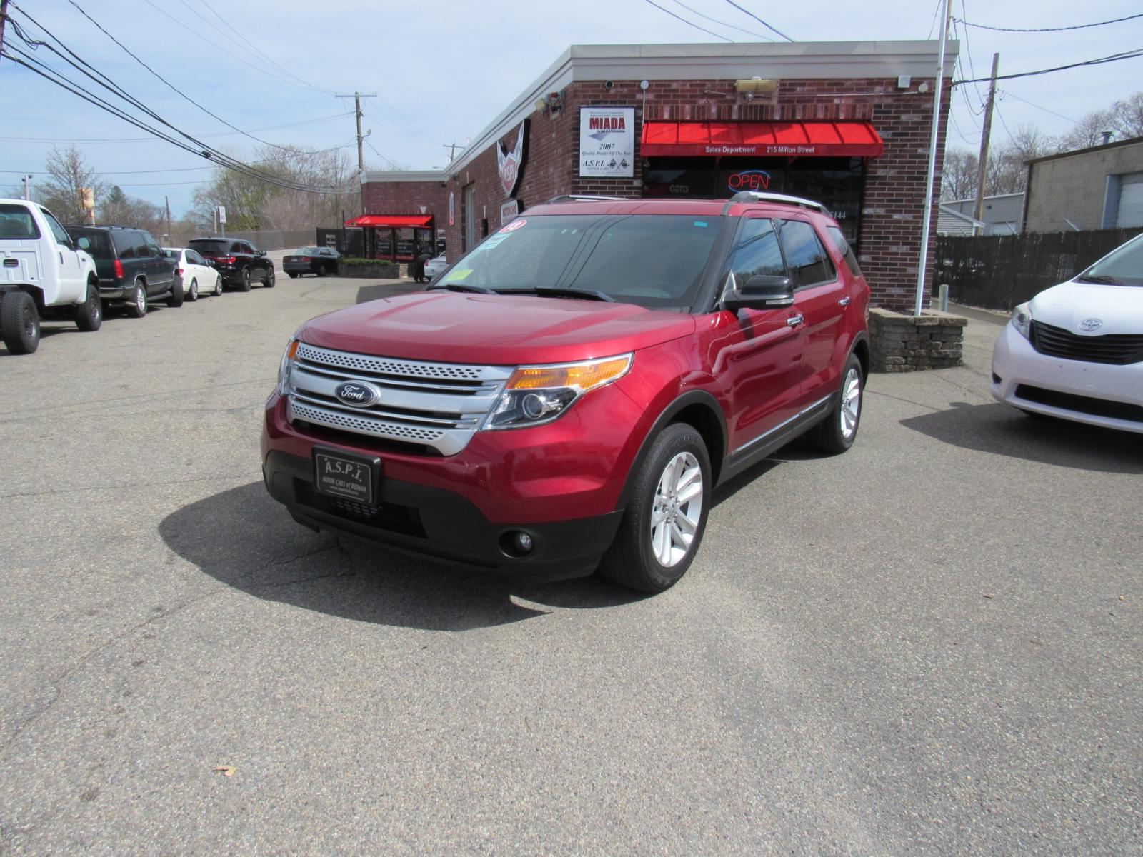 2013 Burgandy /Black Ford Explorer XLT 4WD (1FM5K8D81DG) with an 3.5L V6 DOHC 24V engine, 6-Speed Automatic transmission, located at 215 Milton St, Dedham, MA, 02026, (781) 329-5144, 42.241905, -71.157295 - This nice SUV has room for the hole family. 7 Passenger leather interior. Runs like new. All ASPI Motor Cars vehicles are fully serviced and certified. Comes with a 3/3 nationwide warranty included in the price. Call for details. - Photo #2