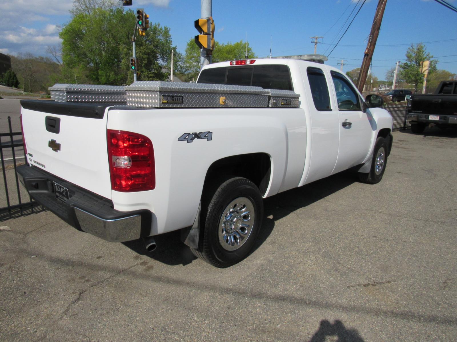 2011 White /Gray Chevrolet Silverado 1500 Work Truck Ext. Cab 4WD (1GCRKPE37BZ) with an 5.3L V8 OHV 16V FFV engine, 4-Speed Automatic transmission, located at 215 Milton St, Dedham, MA, 02026, (781) 329-5144, 42.241905, -71.157295 - This nice work truck has plenty of room for your tools. This is a Certified vehicle. Comes with a 3/3 nationwide warranty included in the price. Call for details. All ASPI Motor Cars vehicles are serviced before they are delivered to assure the highest quality used vehicles. - Photo #2