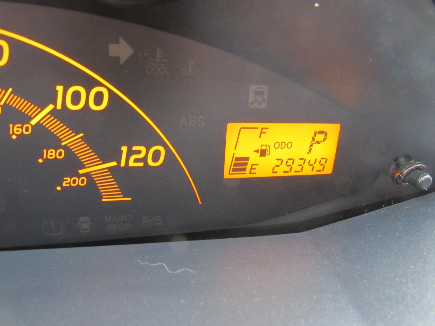 2010 Toyota Yaris (JTDJT4K30A5) , Automatic transmission, located at 215 Milton St, Dedham, MA, 02026, (781) 329-5144, 42.241905, -71.157295 - Photo#18