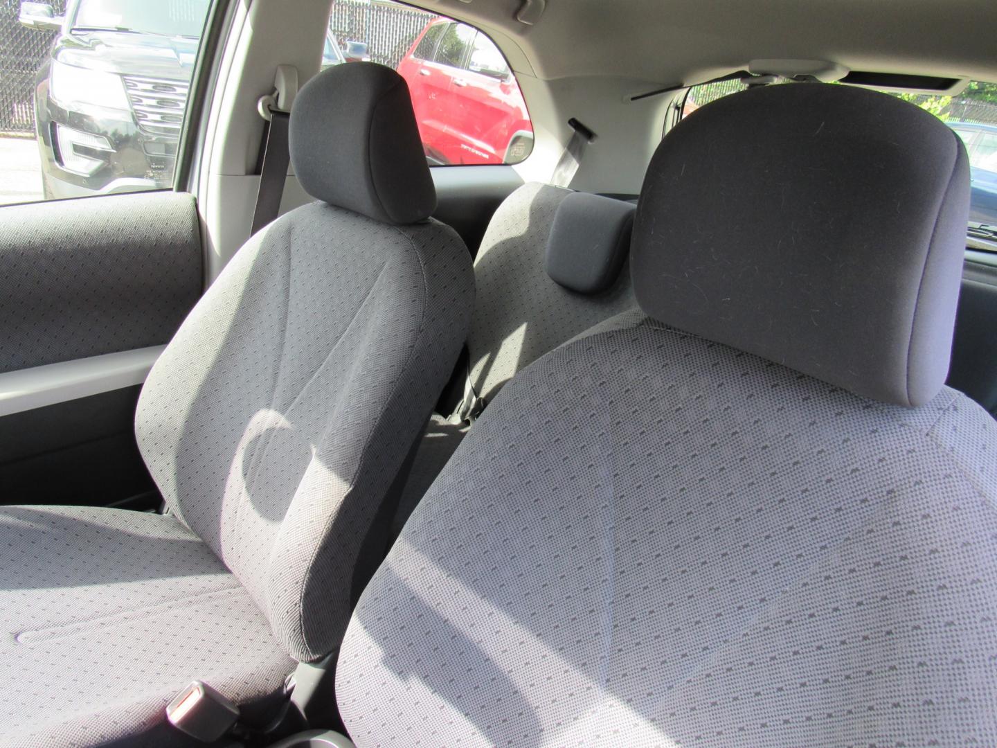 2010 Toyota Yaris (JTDJT4K30A5) , Automatic transmission, located at 215 Milton St, Dedham, MA, 02026, (781) 329-5144, 42.241905, -71.157295 - Photo#12