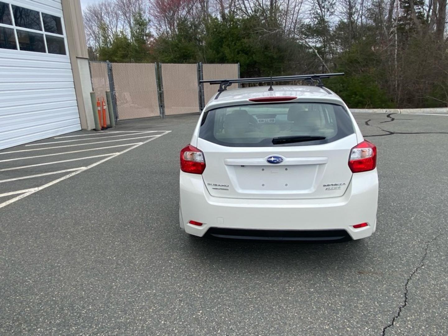 2015 White /Tan Subaru Impreza 2.0i Premium PZEV 5-Door (JF1GPAC61FH) with an 2.0L H4 DOHC 16V engine, Continuously Variable Transmission transmission, located at 215 Milton St, Dedham, MA, 02026, (781) 329-5144, 42.241905, -71.157295 - Photo#7