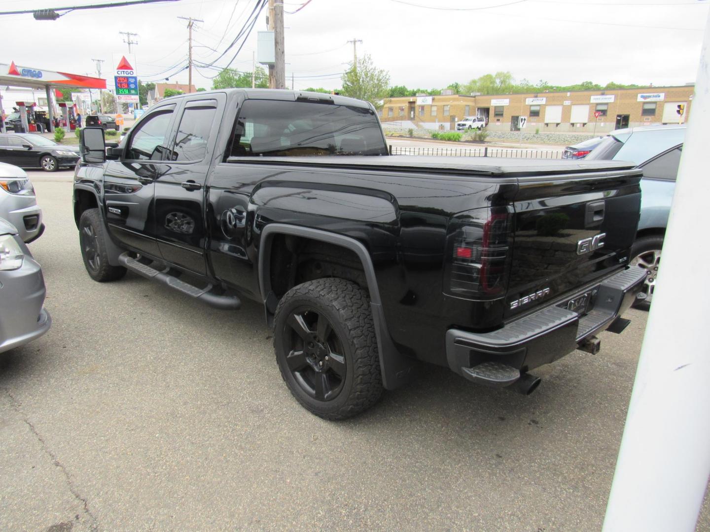 2017 BLACK /Gray GMC Sierra 1500 SLE Double Cab 4WD (1GTV2MEC7HZ) with an 5.3L V8 OHV 16V engine, 6A transmission, located at 215 Milton St, Dedham, MA, 02026, (781) 329-5144, 42.241905, -71.157295 - This beautiful truck is in excellent condition. Runs as good as it looks. New Borla dual exhaust. Tongue cover.Heated Seats All ASPI Motor Cars vehicles are fully service before they are delivered to assure the highest quality used vehicles. Comes with a 3/3 warranty included in the price.. Price - Photo#4