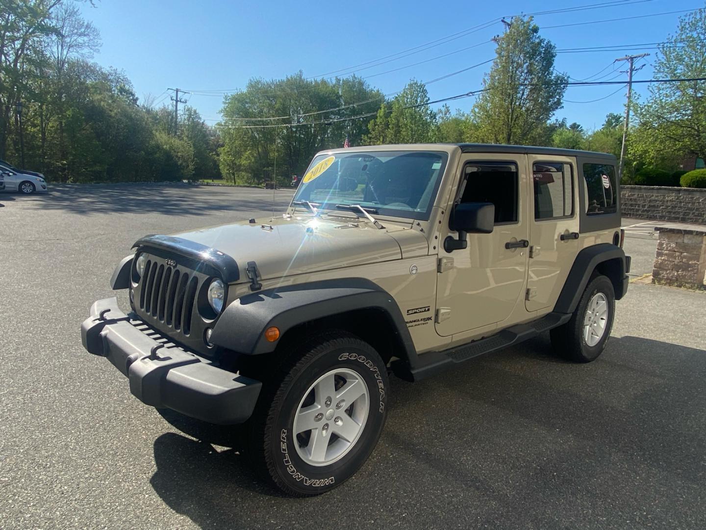 2018 Sahara Tan /charcoal Jeep Wrangler Unlimited Sport 4WD (1C4BJWDGXJL) with an 3.6L V6 DOHC 24V FFV engine, Automatic transmission, located at 215 Milton St, Dedham, MA, 02026, (781) 329-5144, 42.241905, -71.157295 - Super Clean Low milage Jeep Unlimited. Always Serviced, Always Safisfied!!! Trades Welcome - Photo#3