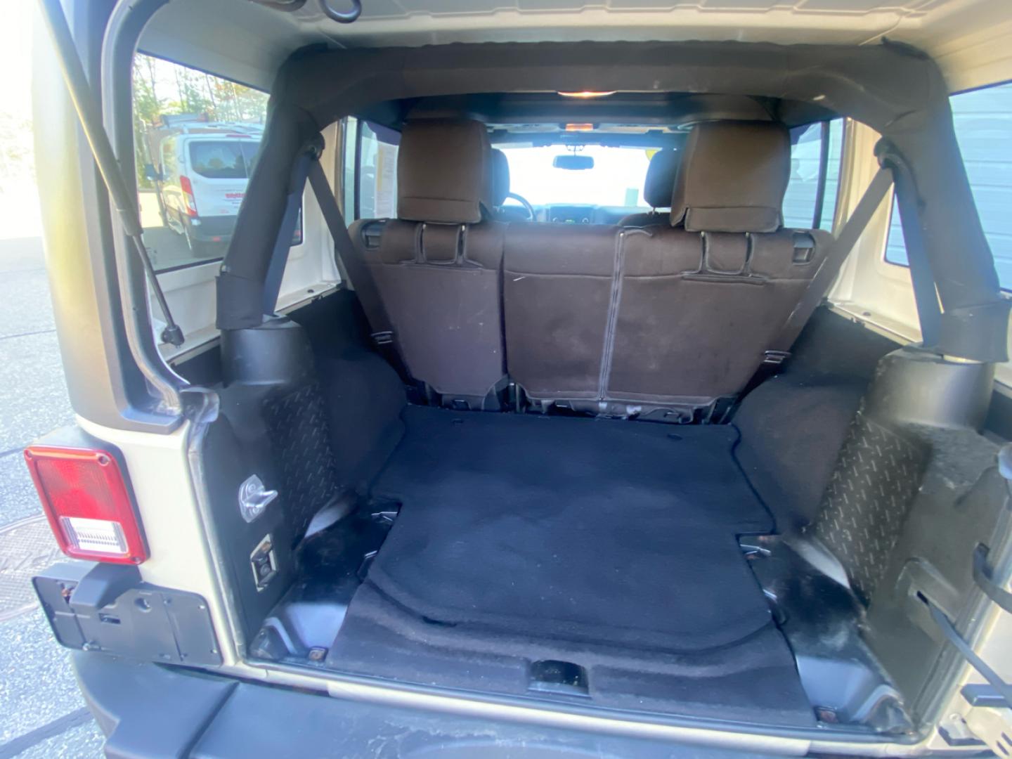 2018 Sahara Tan /charcoal Jeep Wrangler Unlimited Sport 4WD (1C4BJWDGXJL) with an 3.6L V6 DOHC 24V FFV engine, Automatic transmission, located at 215 Milton St, Dedham, MA, 02026, (781) 329-5144, 42.241905, -71.157295 - Super Clean Low milage Jeep Unlimited. Always Serviced, Always Safisfied!!! Trades Welcome - Photo#15