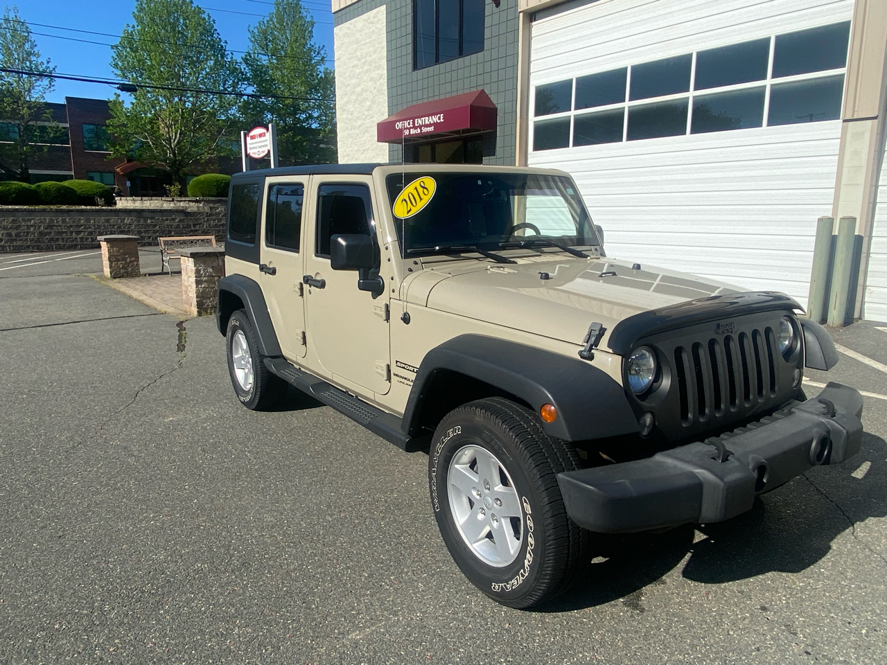 photo of 2018 Jeep Wrangler Unlimited Sport 4WD