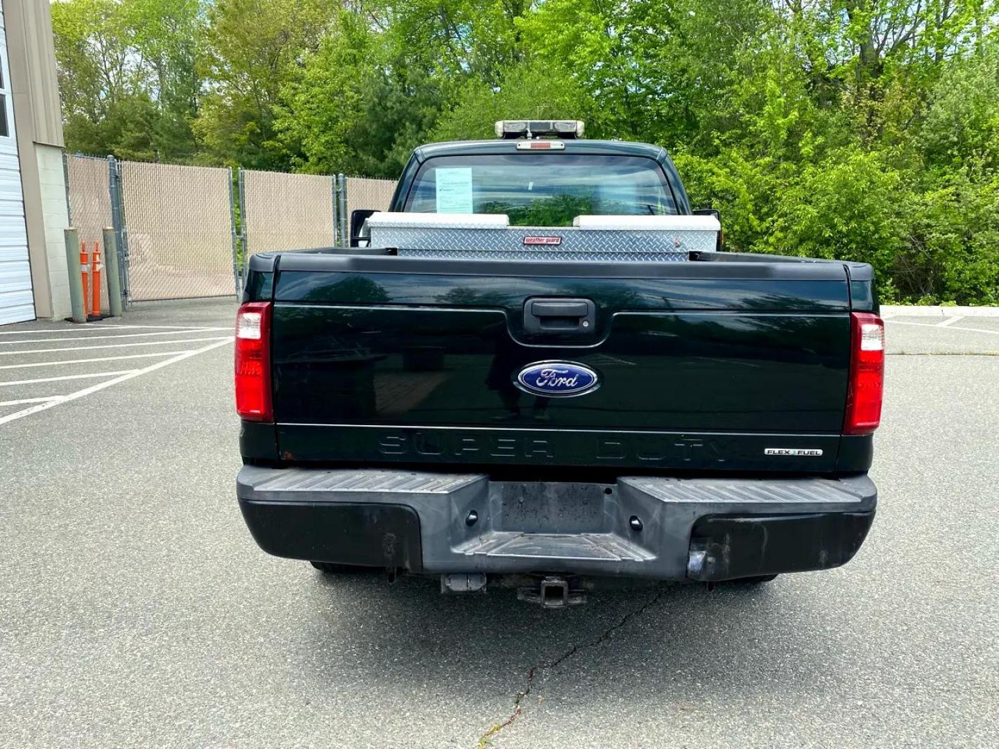 2013 Green /Grey Ford F-250 SD XL 4WD (1FTBF2B69DE) with an 6.2L V8 OHV 16V engine, 6-Speed Automatic transmission, located at 215 Milton St, Dedham, MA, 02026, (781) 329-5144, 42.241905, -71.157295 - FULLY SERVICED, READY FOR WORK!!! Prices on all vehicles do not include $299.95 Documentation fee, as well as Massachusetts sales tax, Registration, Title Fee and State inspection. We try our hardest to be as accurate in our descriptions as possible. ASPI Motor Cars is not responsible for err - Photo#9
