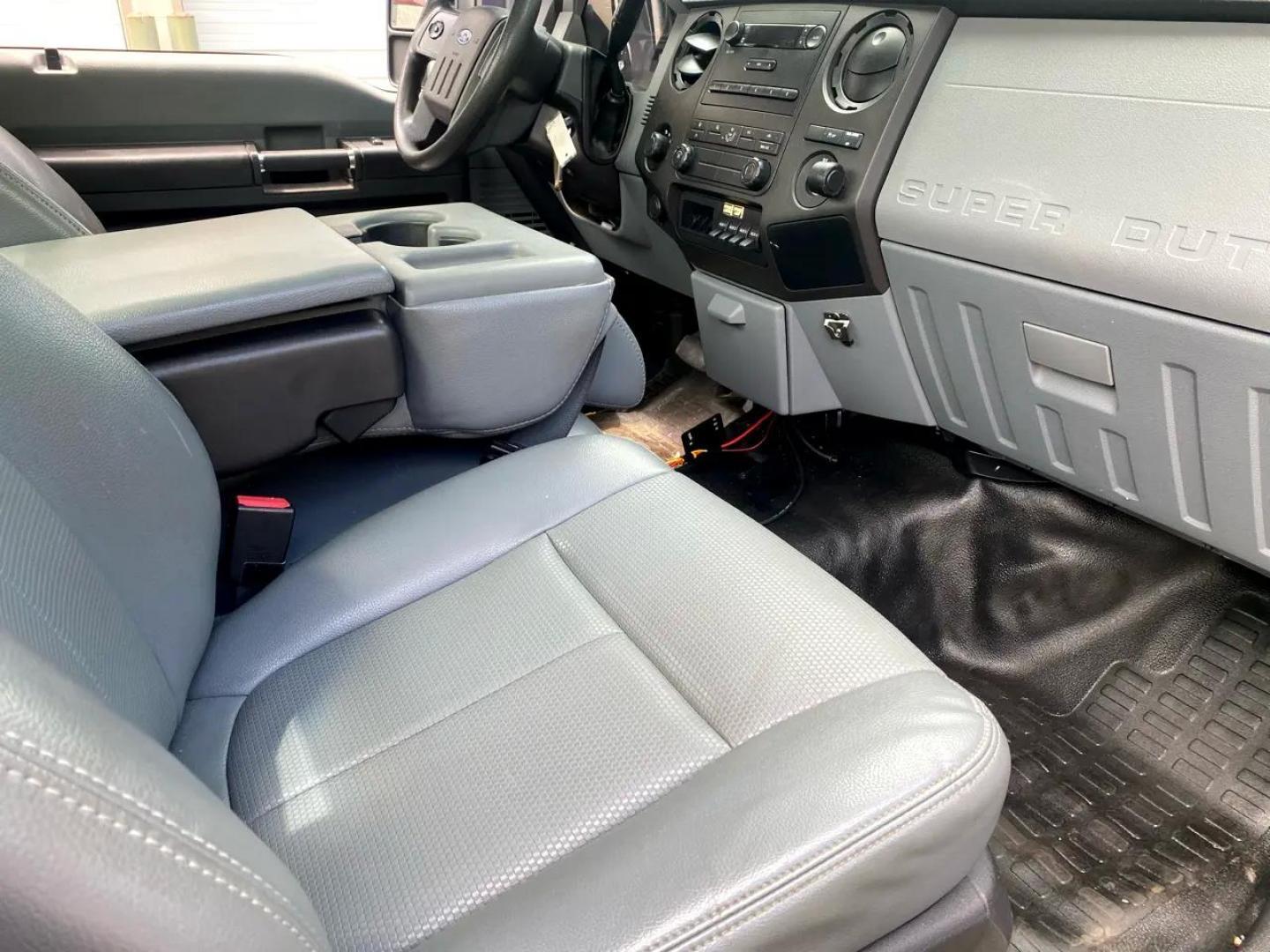 2013 Green /Grey Ford F-250 SD XL 4WD (1FTBF2B69DE) with an 6.2L V8 OHV 16V engine, 6-Speed Automatic transmission, located at 215 Milton St, Dedham, MA, 02026, (781) 329-5144, 42.241905, -71.157295 - FULLY SERVICED, READY FOR WORK!!! Prices on all vehicles do not include $299.95 Documentation fee, as well as Massachusetts sales tax, Registration, Title Fee and State inspection. We try our hardest to be as accurate in our descriptions as possible. ASPI Motor Cars is not responsible for err - Photo#13