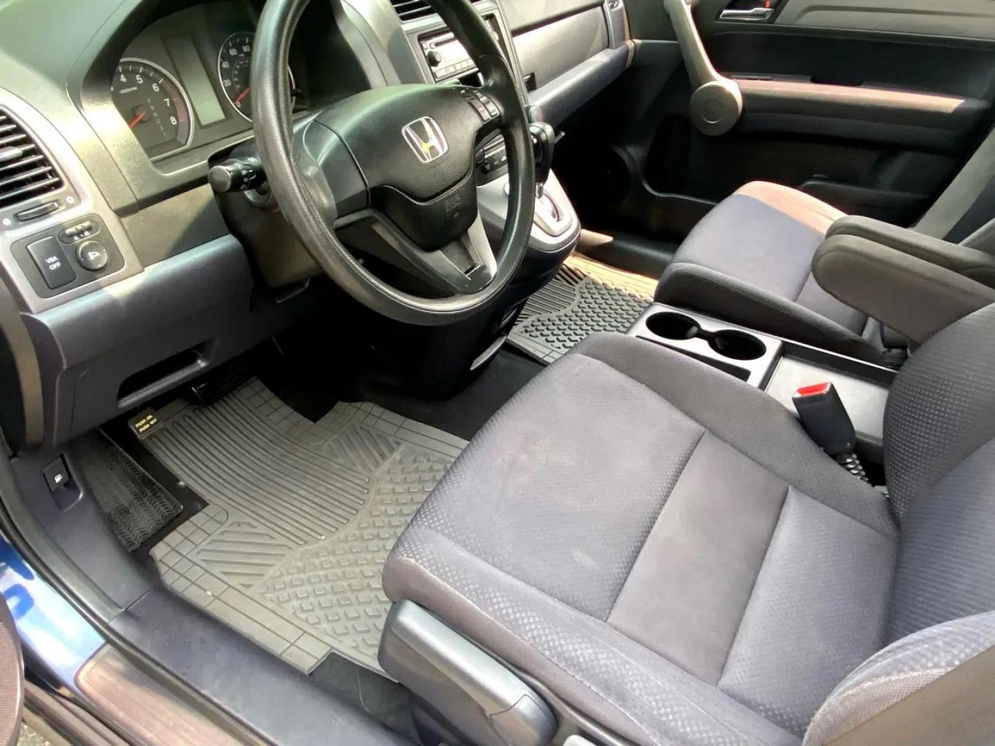2009 Blue /Grey Honda CR-V LX 4WD 5-Speed AT (JHLRE48379C) with an 2.4L L4 DOHC 16V engine, 5-Speed Automatic transmission, located at 215 Milton St, Dedham, MA, 02026, (781) 329-5144, 42.241905, -71.157295 - Super Clean CRV Drives well. Looks great Always Honda Quality Always Fully warrantied Prices on all vehicles do not include $299.95 Documentation fee, as well as Massachusetts sales tax, Registration, Title Fee and State inspection. We try our hardest to be as accurate in our descriptions as - Photo#8