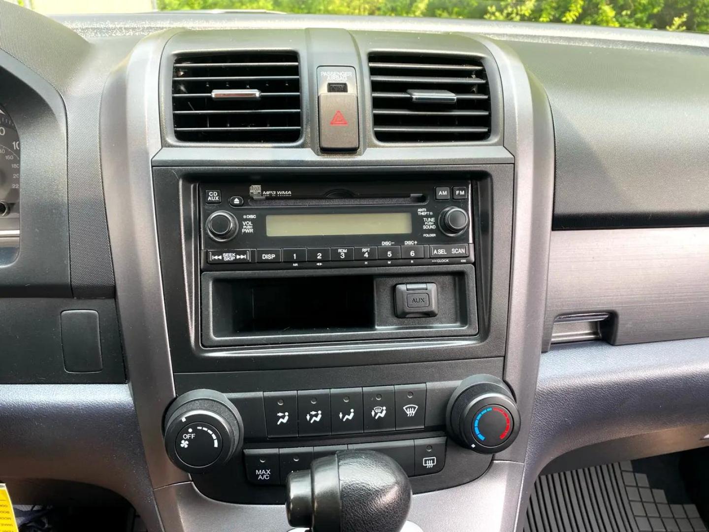 2009 Blue /Grey Honda CR-V LX 4WD 5-Speed AT (JHLRE48379C) with an 2.4L L4 DOHC 16V engine, 5-Speed Automatic transmission, located at 215 Milton St, Dedham, MA, 02026, (781) 329-5144, 42.241905, -71.157295 - Super Clean CRV Drives well. Looks great Always Honda Quality Always Fully warrantied Prices on all vehicles do not include $299.95 Documentation fee, as well as Massachusetts sales tax, Registration, Title Fee and State inspection. We try our hardest to be as accurate in our descriptions as - Photo#11