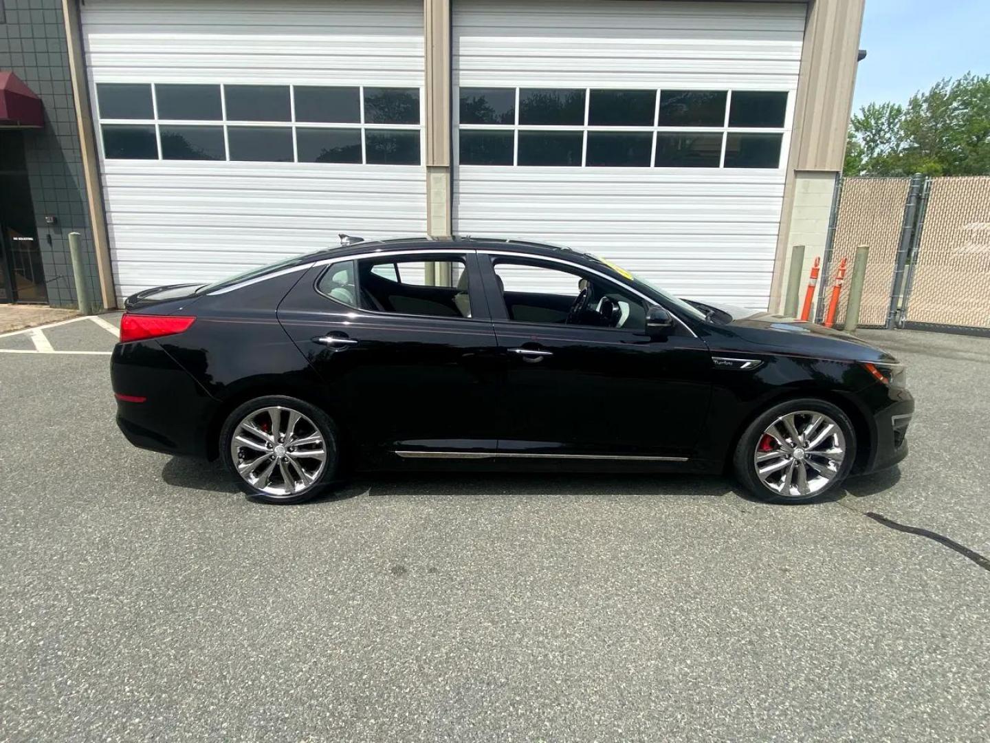 2015 BLACK /White Kia Optima SX Turbo (5XXGR4A67FG) with an 2.0L L4 DOHC 16V TURBO engine, 6-Speed Automatic transmission, located at 215 Milton St, Dedham, MA, 02026, (781) 329-5144, 42.241905, -71.157295 - Just a beauty Prices on all vehicles do not include $299.95 Documentation fee, as well as Massachusetts sales tax, Registration, Title Fee and State inspection. We try our hardest to be as accurate in our descriptions as possible. ASPI Motor Cars is not responsible for errors in listings by 3rd - Photo#0
