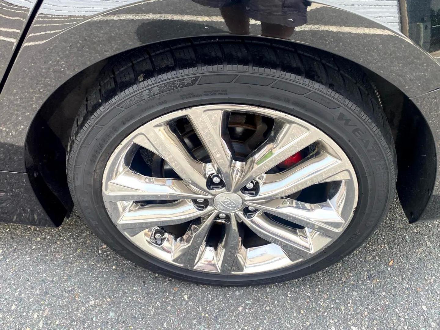2015 BLACK /White Kia Optima SX Turbo (5XXGR4A67FG) with an 2.0L L4 DOHC 16V TURBO engine, 6-Speed Automatic transmission, located at 215 Milton St, Dedham, MA, 02026, (781) 329-5144, 42.241905, -71.157295 - Just a beauty Prices on all vehicles do not include $299.95 Documentation fee, as well as Massachusetts sales tax, Registration, Title Fee and State inspection. We try our hardest to be as accurate in our descriptions as possible. ASPI Motor Cars is not responsible for errors in listings by 3rd - Photo#18