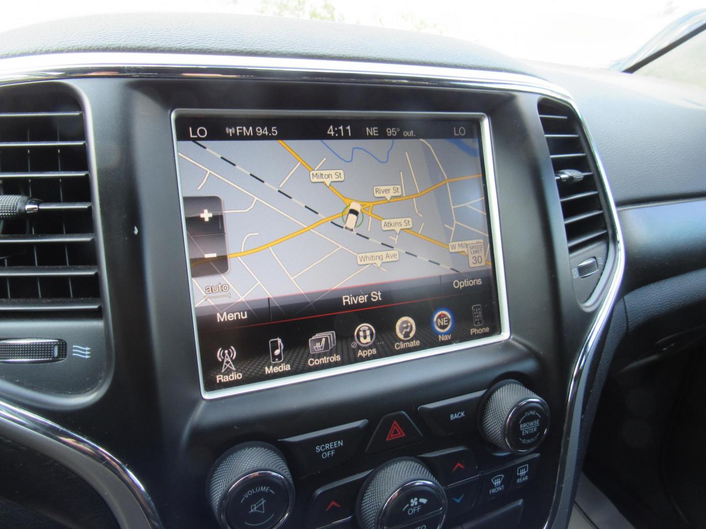 2015 Gray /Black Jeep Grand Cherokee Laredo 4WD (1C4RJFAG8FC) with an 3.6L V6 DOHC 24V engine, 8-Speed Automatic transmission, located at 215 Milton St, Dedham, MA, 02026, (781) 329-5144, 42.241905, -71.157295 - This special edition Altitude is in excellent condition. Runs like brand new. Lots of recent service. Loaded up with Leather, Alloys, Moonroof, Sport suspension. All ASPI Motor Cars vehicles are fully service before they are delivered. Comes with a 3/3 warranty included in the price. Call for detail - Photo#21