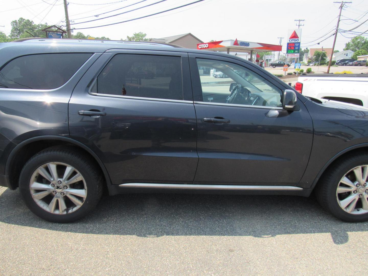 2012 Blue /Gray Dodge Durango Crew AWD (1C4RDJDG4CC) with an 3.6L V6 DOHC 24V engine, 5-Speed Automatic transmission, located at 215 Milton St, Dedham, MA, 02026, (781) 329-5144, 42.241905, -71.157295 - Looking for basic transportation, this is the one. This vehicle has been serviced, but is being sold as-is. Vehicle runs and drives great. Hard to find any vehicles in this price range. Great first vehicle or City vehicle. Call today.. - Photo#7