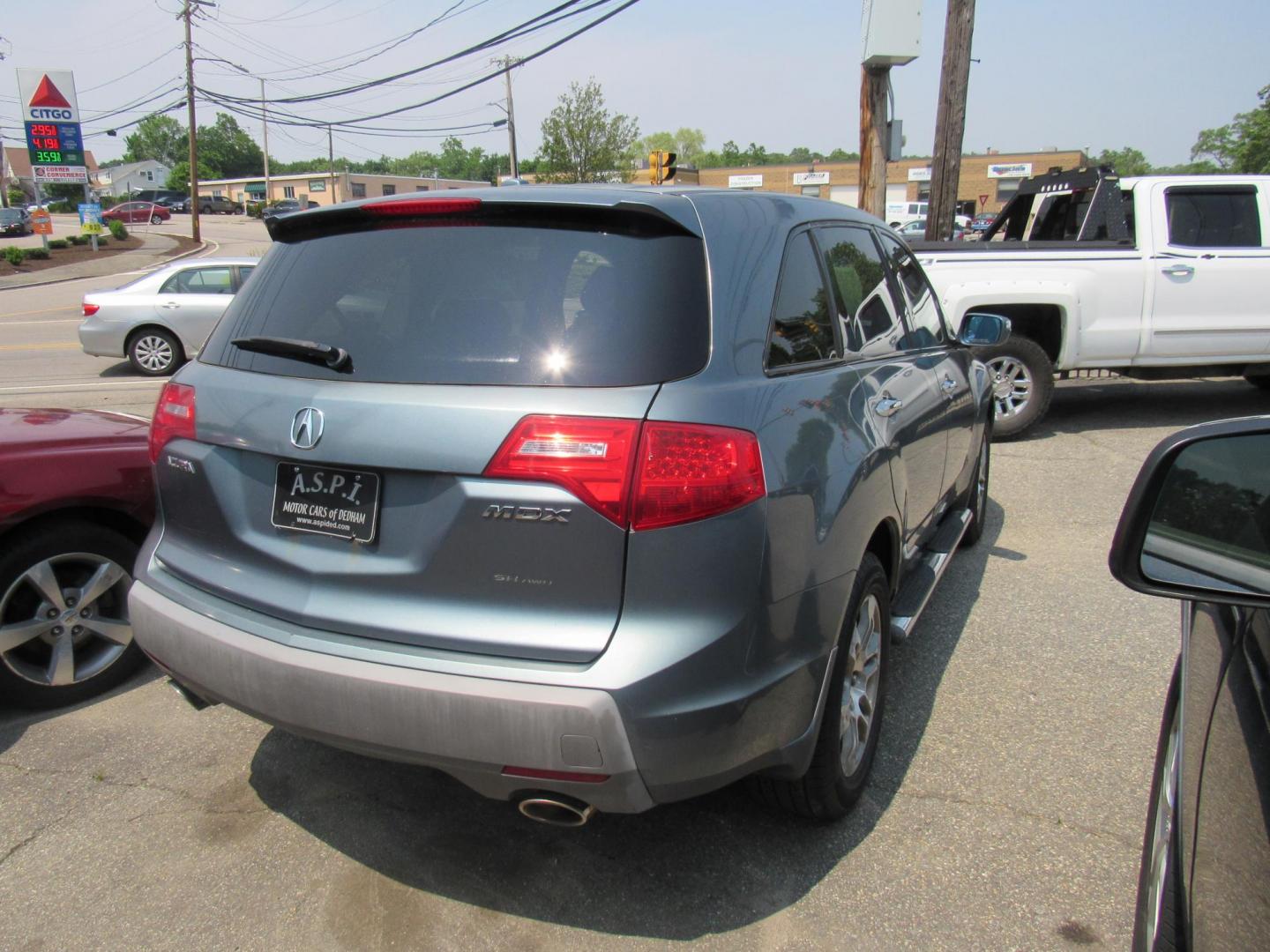 2008 Blue /Gray Acura MDX Base (2HNYD28278H) with an 3.5L V6 SOHC 24V engine, 5-Speed Automatic Overdrive transmission, located at 215 Milton St, Dedham, MA, 02026, (781) 329-5144, 42.241905, -71.157295 - This loaded one owner SUV is in great shape for the year. This is an AS-IS vehicle. What you see is what you get. Great first vehicle Runs and drives as expected. Lots of recent work, including Brakes. Don't miss it at this price. - Photo#6
