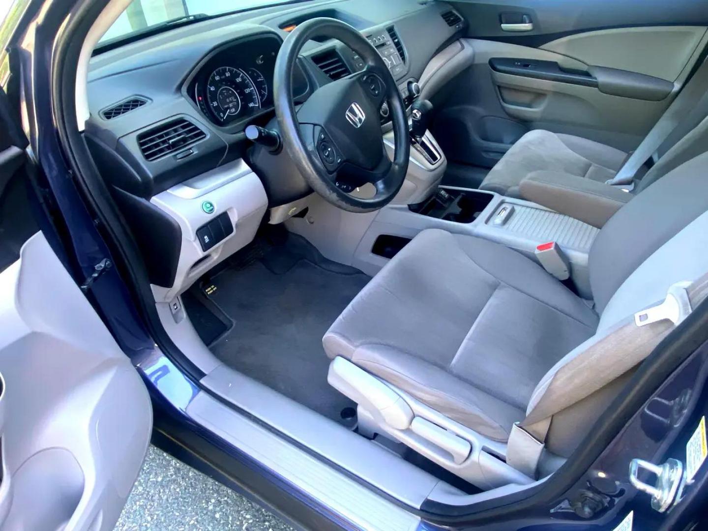 2012 Blue /Grey Honda CR-V LX 4WD 5-Speed AT (5J6RM4H31CL) with an 2.4L L4 DOHC 16V engine, 5-Speed Automatic transmission, located at 215 Milton St, Dedham, MA, 02026, (781) 329-5144, 42.241905, -71.157295 - Always Honda Quality. Always Fully serviced Always Fully Warrantied - Photo#8