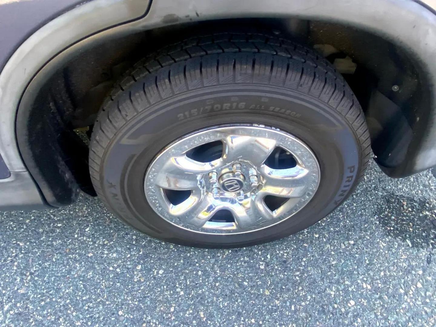2012 Blue /Grey Honda CR-V LX 4WD 5-Speed AT (5J6RM4H31CL) with an 2.4L L4 DOHC 16V engine, 5-Speed Automatic transmission, located at 215 Milton St, Dedham, MA, 02026, (781) 329-5144, 42.241905, -71.157295 - Always Honda Quality. Always Fully serviced Always Fully Warrantied - Photo#17