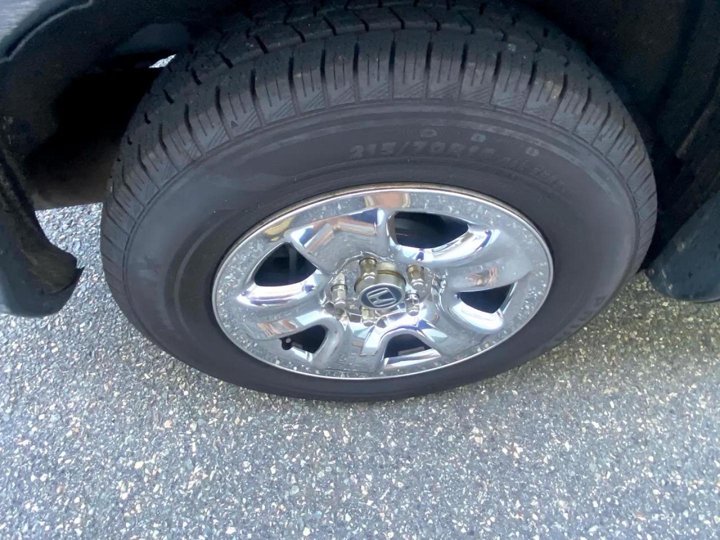 2012 Blue /Grey Honda CR-V LX 4WD 5-Speed AT (5J6RM4H31CL) with an 2.4L L4 DOHC 16V engine, 5-Speed Automatic transmission, located at 215 Milton St, Dedham, MA, 02026, (781) 329-5144, 42.241905, -71.157295 - Always Honda Quality. Always Fully serviced Always Fully Warrantied - Photo#20
