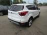 2019 White /Gray Ford Escape SE 4WD (1FMCU9GD1KU) with an 1.5L L4 DOHC 16V engine, 6A transmission, located at 215 Milton St, Dedham, MA, 02026, (781) 329-5144, 42.241905, -71.157295 - Photo#4