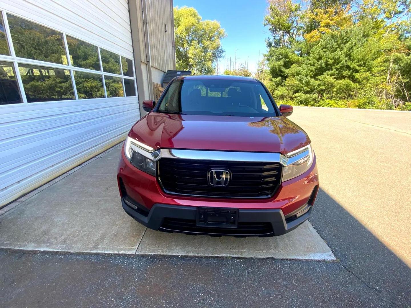 2022 red /Black Honda Ridgeline RTL-E AWD (5FPYK3F71NB) with an 3.5L V6 SOHC 24V engine, 9A transmission, located at 215 Milton St, Dedham, MA, 02026, (781) 329-5144, 42.241905, -71.157295 - Super Nice!!!!!! All ASPI Vehicles are fully serviced before they are delivered to assure the highest quality used vehicles.. Comes with a 3/3 warranty included in the price. Call for details. Prices on all vehicles do not include $299.95 Documentation fee, as well as Massachusetts sales tax, Reg - Photo#12