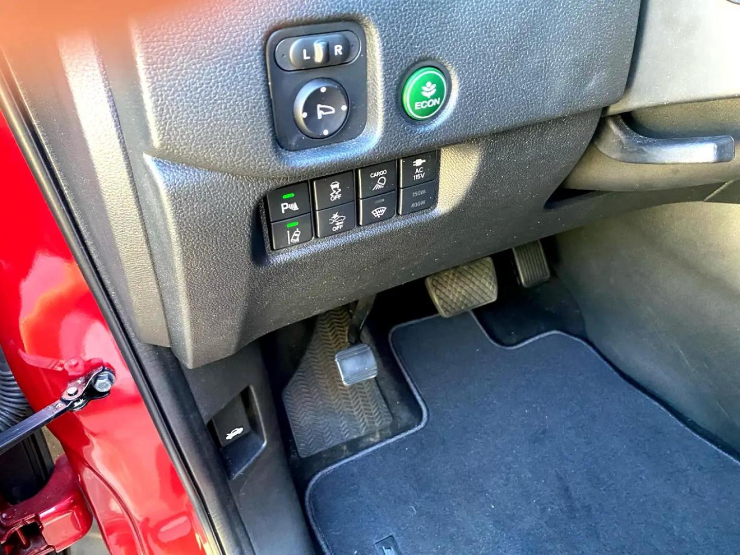 2022 red /Black Honda Ridgeline RTL-E AWD (5FPYK3F71NB) with an 3.5L V6 SOHC 24V engine, 9A transmission, located at 215 Milton St, Dedham, MA, 02026, (781) 329-5144, 42.241905, -71.157295 - Super Nice!!!!!! All ASPI Vehicles are fully serviced before they are delivered to assure the highest quality used vehicles.. Comes with a 3/3 warranty included in the price. Call for details. Prices on all vehicles do not include $299.95 Documentation fee, as well as Massachusetts sales tax, Reg - Photo#20