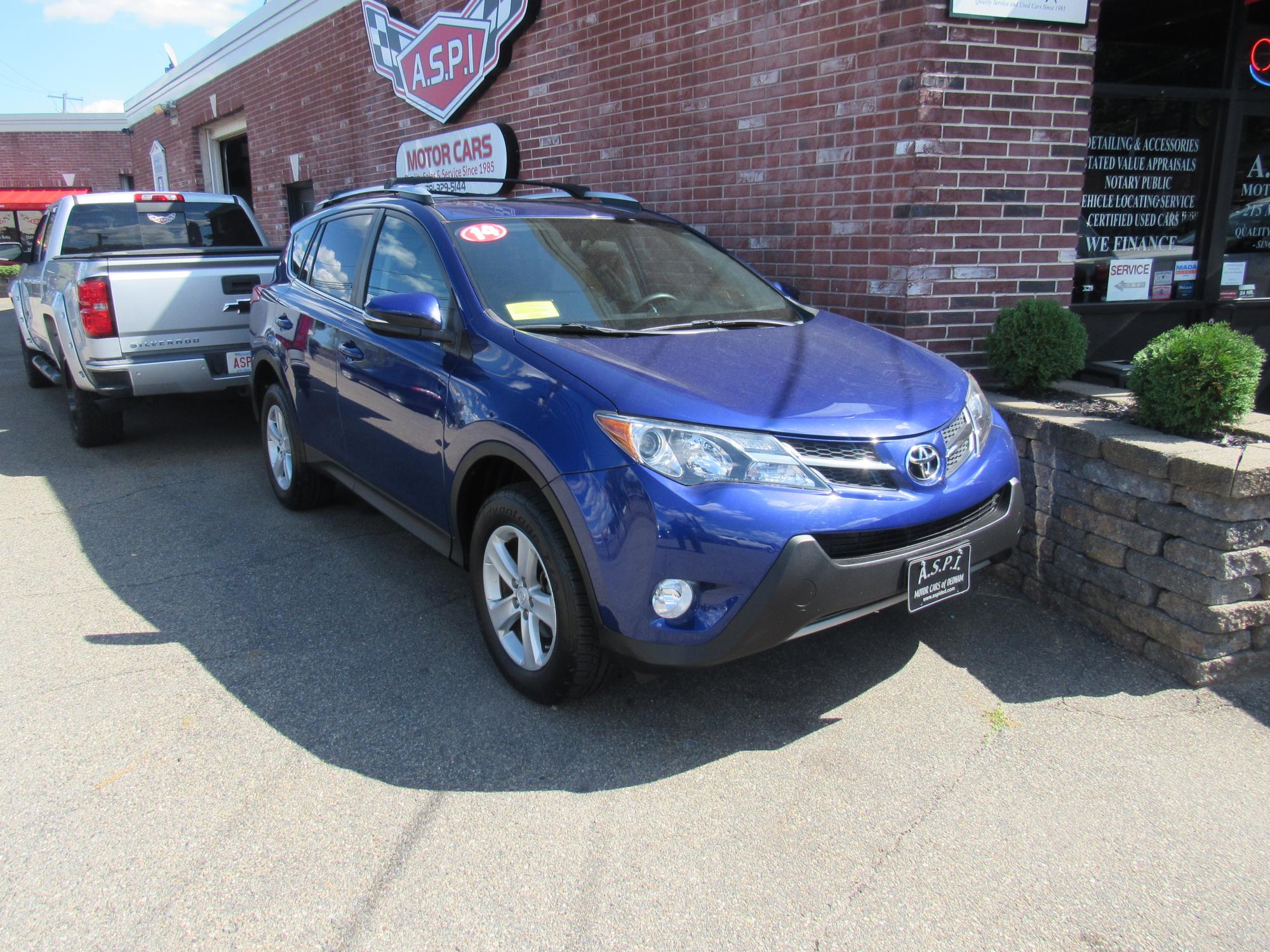 photo of 2014 Toyota RAV4 XLE AWD