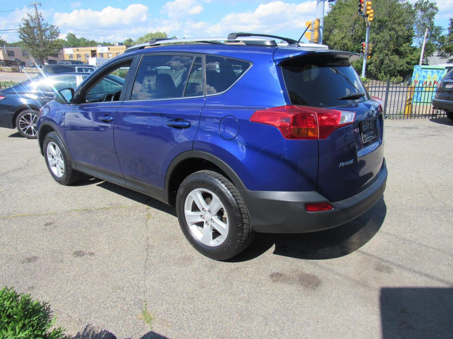 2014 Blue /Gray Toyota RAV4 XLE AWD (2T3RFREV1EW) with an 2.5L L4 DOHC 16V engine, 6-Speed Automatic transmission, located at 215 Milton St, Dedham, MA, 02026, (781) 329-5144, 42.241905, -71.157295 - This nice low mileage SUV is in excellent condition. Runs like new. All ASPI Motor Cars vehicles are fully serviced before they are delivered to assure the highest quality used vehicles. Comes with a 3/3 warranty in cluded in the price. Call for details.. Prices on all vehicles do not include $2 - Photo#6