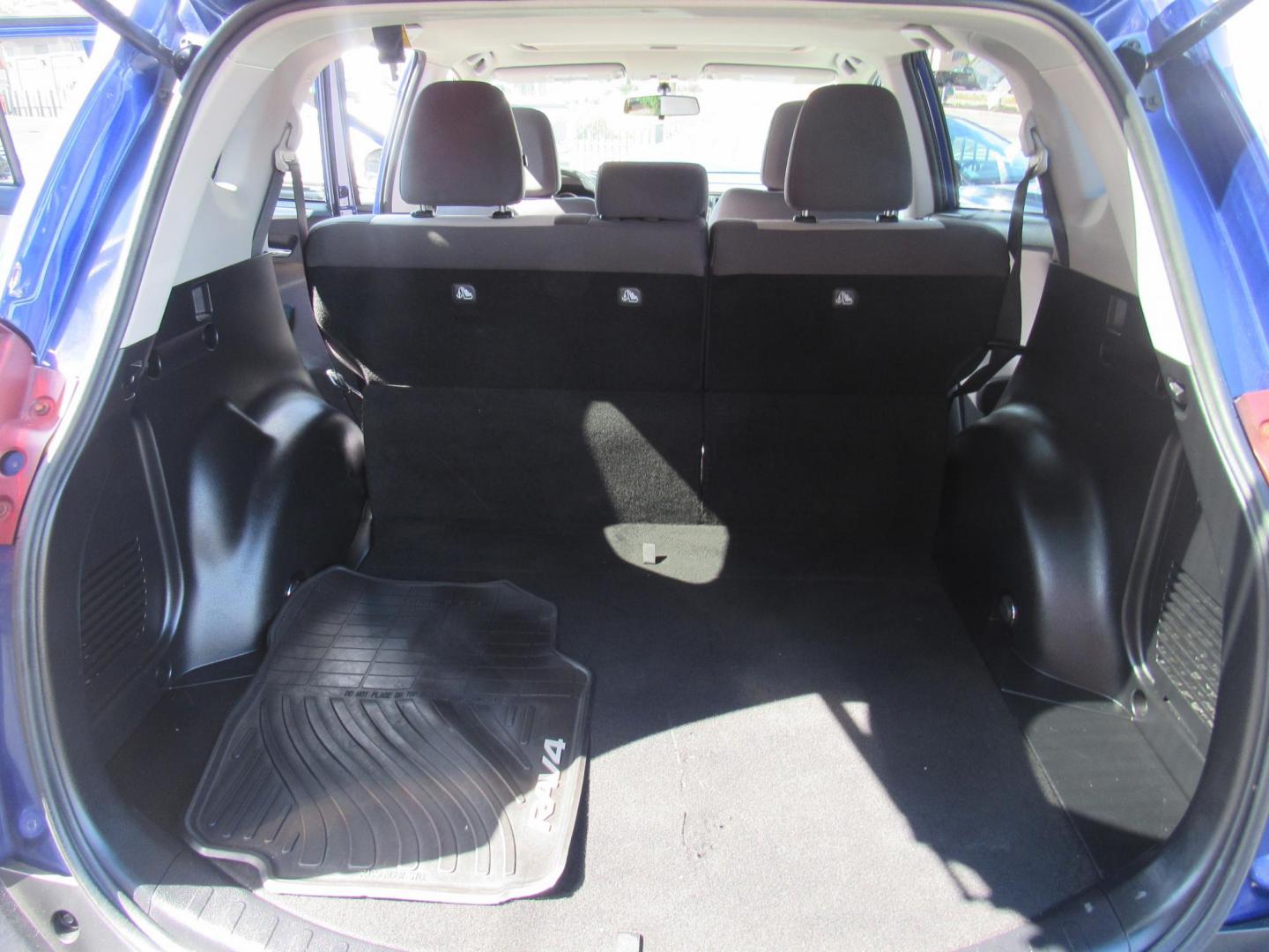 2014 Blue /Gray Toyota RAV4 XLE AWD (2T3RFREV1EW) with an 2.5L L4 DOHC 16V engine, 6-Speed Automatic transmission, located at 215 Milton St, Dedham, MA, 02026, (781) 329-5144, 42.241905, -71.157295 - This nice low mileage SUV is in excellent condition. Runs like new. All ASPI Motor Cars vehicles are fully serviced before they are delivered to assure the highest quality used vehicles. Comes with a 3/3 warranty in cluded in the price. Call for details.. Prices on all vehicles do not include $2 - Photo#14