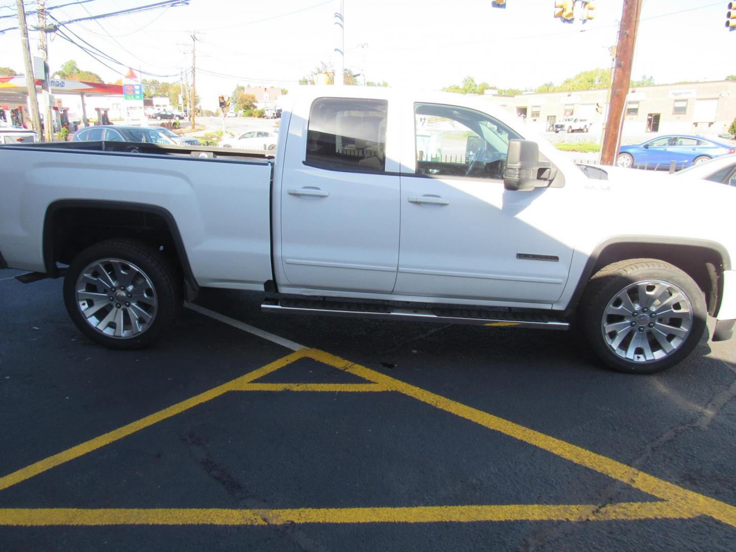 2018 White /Gray GMC Sierra 1500 Base Double Cab 4WD (1GTV2LEC6JZ) with an 5.3L V8 OHV 16V engine, 6A transmission, located at 215 Milton St, Dedham, MA, 02026, (781) 329-5144, 42.241905, -71.157295 - This nice Elevation edition is in excellent condition.4 new 22" tires. New Brakes Front and Rear. Runs like new. All ASPI Motor Cars vehicles are fully serviced before they are delivered to assure the highest quality used vehicles. Comes with a 3/3 warranty included in the price. Call for details. - Photo#7