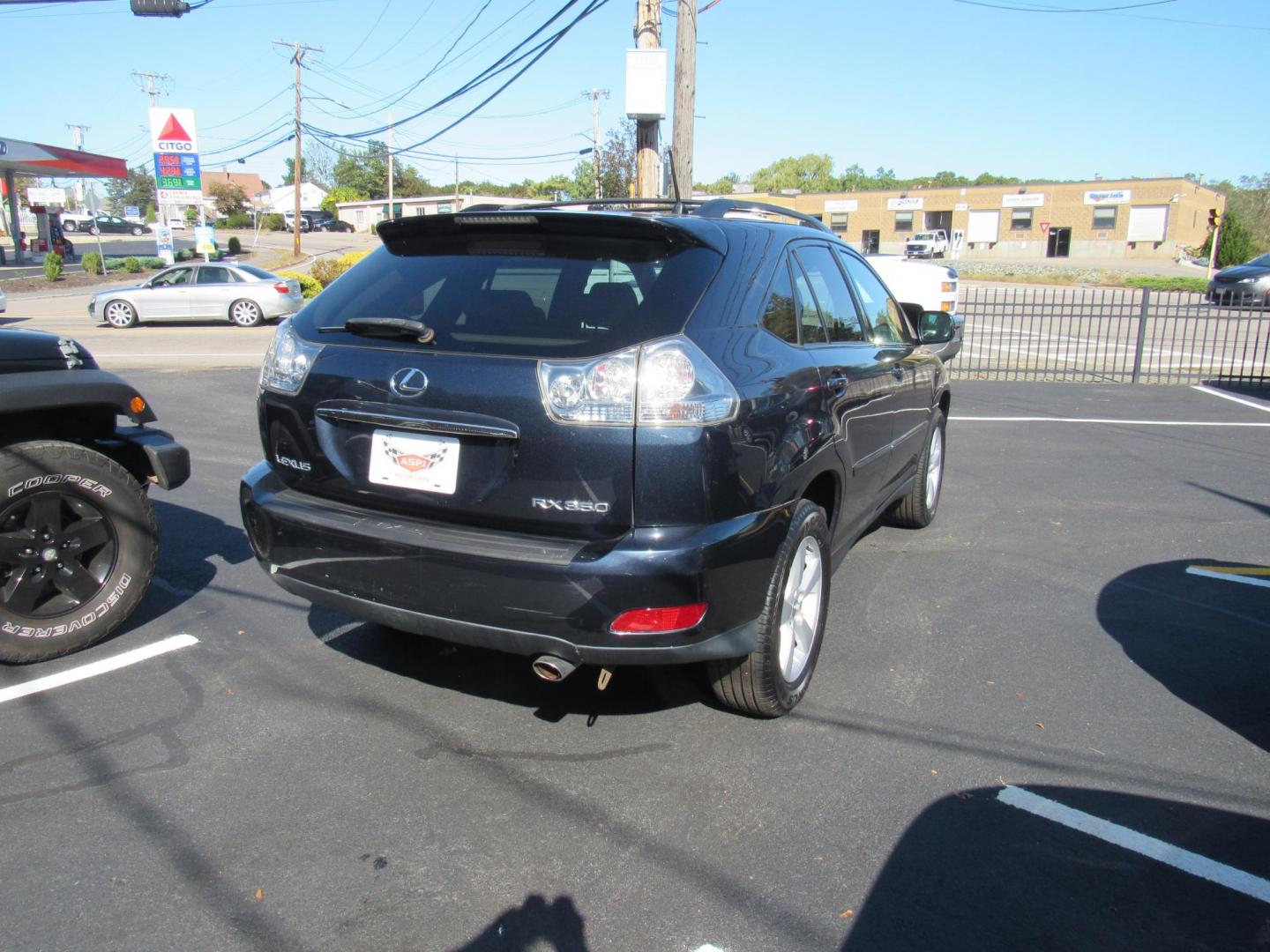 2007 Blue /Tan Lexus RX 350 AWD (2T2HK31U17C) with an 3.5L V6 DOHC 24V engine, 5-Speed Automatic Overdrive transmission, located at 215 Milton St, Dedham, MA, 02026, (781) 329-5144, 42.241905, -71.157295 - This nice Lexus has low mileage for the year. Runs like new . All ASPI Motor Cars vehicles are fully serviced before they are delivered to assure the highest quality used vehicles. Call Today! Prices on all vehicles do not include $299.95 Documentation fee, as well as Massachusetts sales tax, Reg - Photo#9