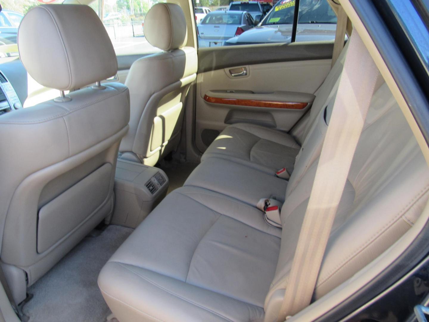2007 Blue /Tan Lexus RX 350 AWD (2T2HK31U17C) with an 3.5L V6 DOHC 24V engine, 5-Speed Automatic Overdrive transmission, located at 215 Milton St, Dedham, MA, 02026, (781) 329-5144, 42.241905, -71.157295 - This nice Lexus has low mileage for the year. Runs like new . All ASPI Motor Cars vehicles are fully serviced before they are delivered to assure the highest quality used vehicles. Call Today! Prices on all vehicles do not include $299.95 Documentation fee, as well as Massachusetts sales tax, Reg - Photo#16