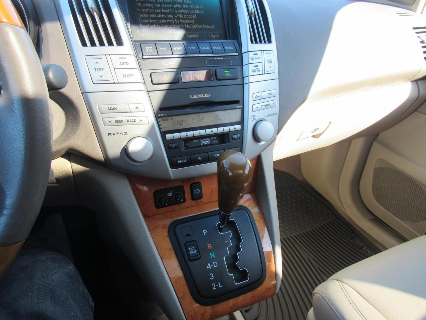 2007 Blue /Tan Lexus RX 350 AWD (2T2HK31U17C) with an 3.5L V6 DOHC 24V engine, 5-Speed Automatic Overdrive transmission, located at 215 Milton St, Dedham, MA, 02026, (781) 329-5144, 42.241905, -71.157295 - This nice Lexus has low mileage for the year. Runs like new . All ASPI Motor Cars vehicles are fully serviced before they are delivered to assure the highest quality used vehicles. Call Today! Prices on all vehicles do not include $299.95 Documentation fee, as well as Massachusetts sales tax, Reg - Photo#20