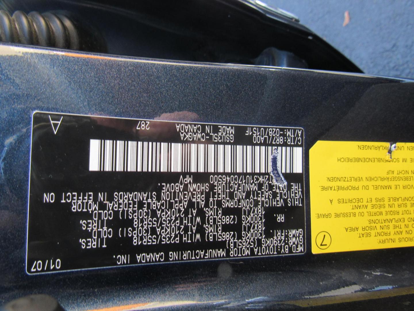 2007 Blue /Tan Lexus RX 350 AWD (2T2HK31U17C) with an 3.5L V6 DOHC 24V engine, 5-Speed Automatic Overdrive transmission, located at 215 Milton St, Dedham, MA, 02026, (781) 329-5144, 42.241905, -71.157295 - This nice Lexus has low mileage for the year. Runs like new . All ASPI Motor Cars vehicles are fully serviced before they are delivered to assure the highest quality used vehicles. Call Today! Prices on all vehicles do not include $299.95 Documentation fee, as well as Massachusetts sales tax, Reg - Photo#27