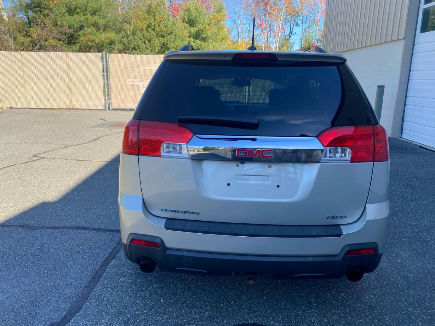 2015 Tan /Brown GMC Terrain SLT1 AWD (2GKFLXE33F6) with an 3.6L V6 DOHC 24V engine, 6-Speed Automatic transmission, located at 215 Milton St, Dedham, MA, 02026, (781) 329-5144, 42.241905, -71.157295 - This nice SUV is in excellent condition. Runs like new. All ASPI Motor Cars vehicles are fully serviced before they are delivered to assure the highest quality used vehicles. Comes with a 3/3 warranty included in the price. Call for details. Prices on all vehicles do not include $299.95 Docum - Photo#8
