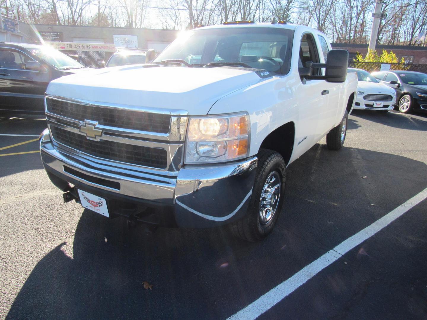 2008 White /Grey Chevrolet Silverado 2500HD LT1 Ext. Cab Long Box 4WD (1GCHK29K18E) with an 6.0L V8 OHV 16V engine, 6-Speed Automatic Overdrive transmission, located at 215 Milton St, Dedham, MA, 02026, (781) 329-5144, 42.241905, -71.157295 - Don't miss this one. 32K mile 2500HD work truck. This truck is in great condition. Fisher Plow ready. Has a plow frame, but no electronics or blade. All ASPI Motor Cars vehicles are serviced before they are delivered to assure the highest quality used vehicles. Call today! - Photo#2