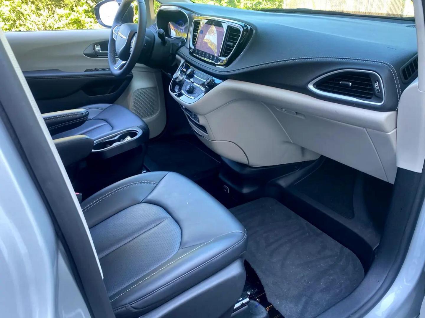 2024 Chrysler Pacifica Touring L (2C4RC1BG6RR) with an 3.6L V6 DOHC 24V engine, 9A transmission, located at 215 Milton St, Dedham, MA, 02026, (781) 329-5144, 42.241905, -71.157295 - Prices on all vehicles do not include $299.95 Documentation fee, as well as Massachusetts sales tax, Registration, Title Fee and State inspection. We try our hardest to be as accurate in our descriptions as possible. ASPI Motor Cars is not responsible for errors in listings by 3rd party vendors. Ple - Photo#23