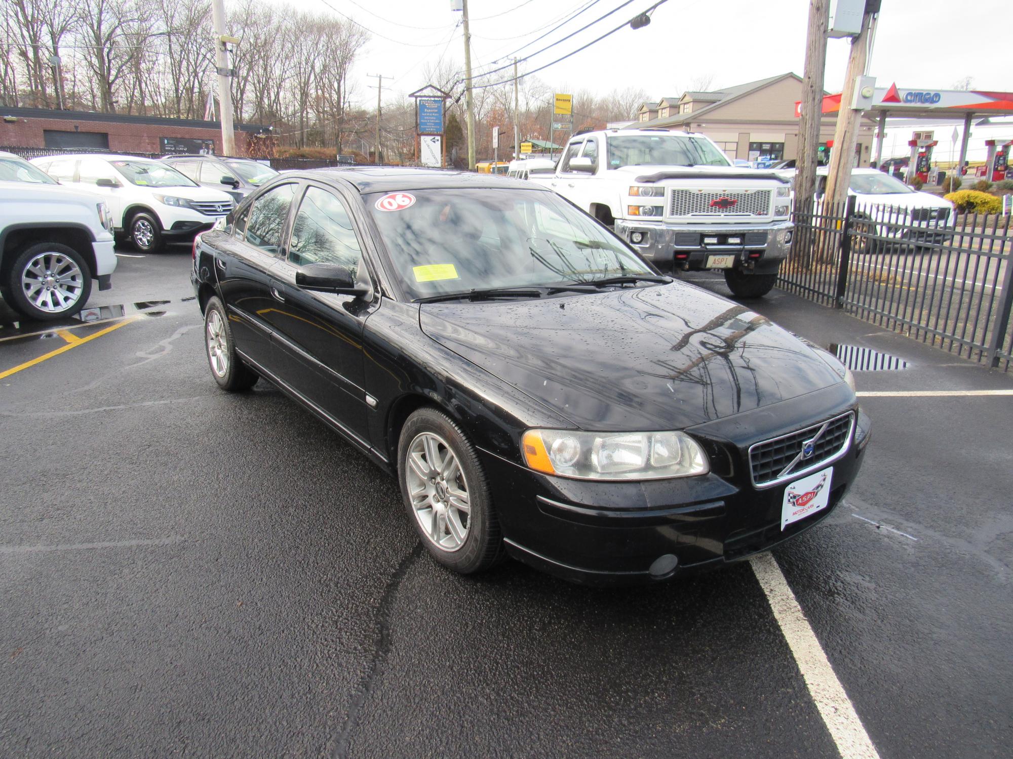 photo of 2006 Volvo S60 2.5T AWD