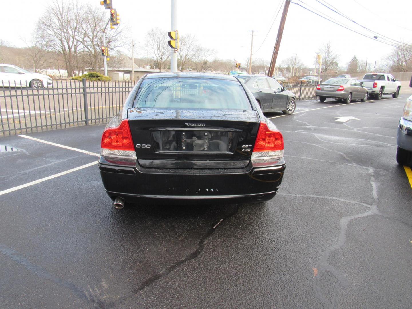 2006 BLACK /BLACK Volvo S60 2.5T AWD (YV1RH592362) with an 2.5L L5 DOHC 20V TURBO engine, 5-Speed Automatic transmission, located at 215 Milton St, Dedham, MA, 02026, (781) 329-5144, 42.241905, -71.157295 - Photo#5