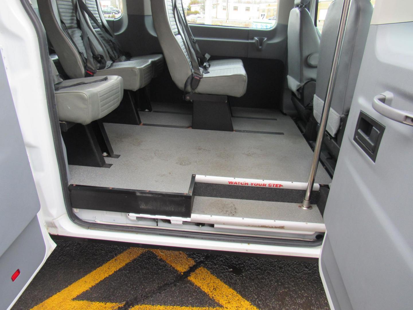 2016 White /Gray Ford Transit 150 Wagon Low Roof XLT 60/40 Pass. 130-in. WB (1FDZK1ZM3GK) with an 3.7L V6 DOHC 24V engine, 6A Automatic transmission, located at 215 Milton St, Dedham, MA, 02026, (781) 329-5144, 42.241905, -71.157295 - Photo#15