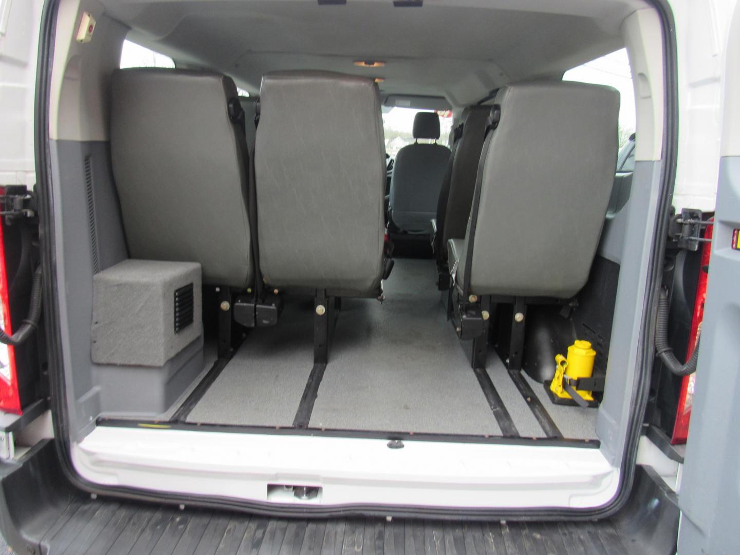 2016 White /Gray Ford Transit 150 Wagon Low Roof XLT 60/40 Pass. 130-in. WB (1FDZK1ZM3GK) with an 3.7L V6 DOHC 24V engine, 6A Automatic transmission, located at 215 Milton St, Dedham, MA, 02026, (781) 329-5144, 42.241905, -71.157295 - Photo#18