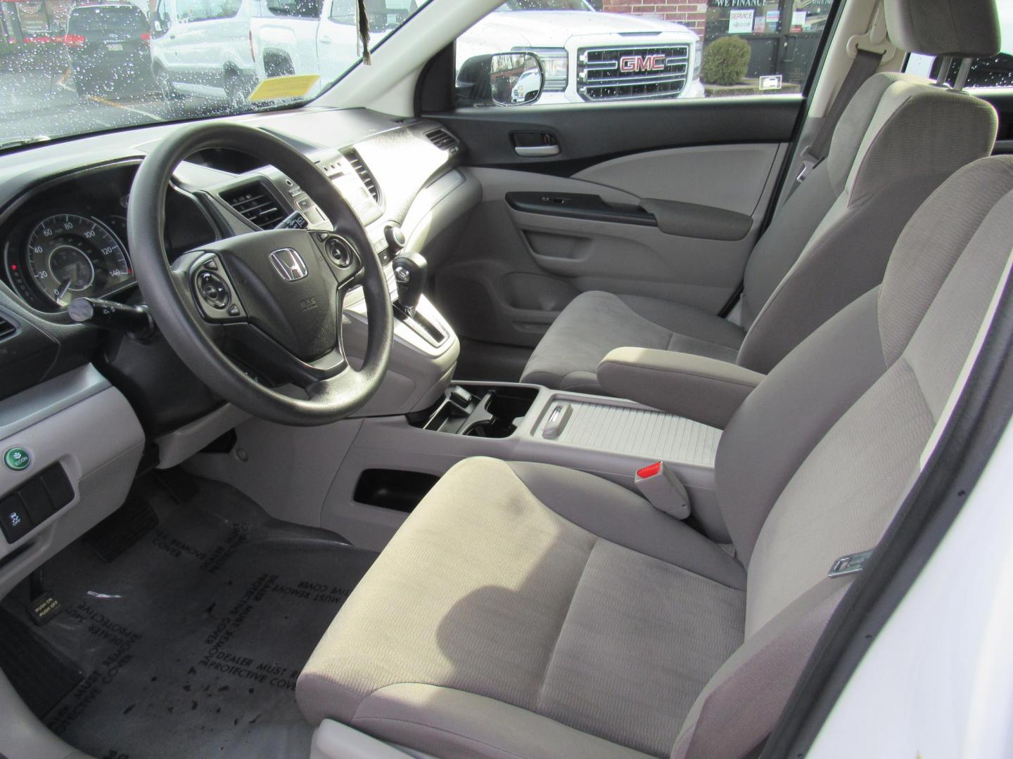 2012 Honda CR-V LX 4WD 5-Speed AT (2HKRM4H38CH) with an 2.4L L4 DOHC 16V engine, 5-Speed Automatic transmission, located at 215 Milton St, Dedham, MA, 02026, (781) 329-5144, 42.241905, -71.157295 - Photo#12