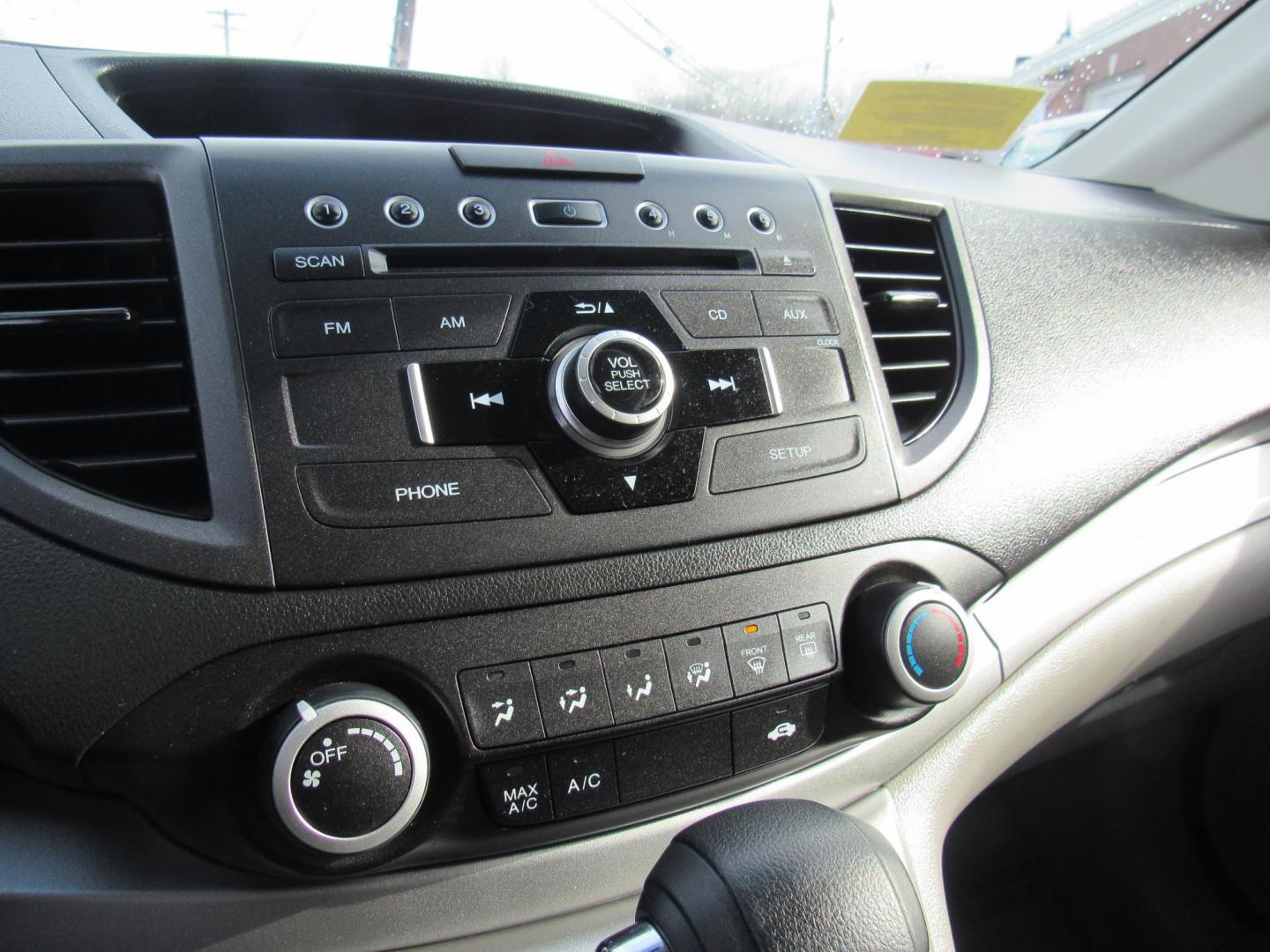 2012 Honda CR-V LX 4WD 5-Speed AT (2HKRM4H38CH) with an 2.4L L4 DOHC 16V engine, 5-Speed Automatic transmission, located at 215 Milton St, Dedham, MA, 02026, (781) 329-5144, 42.241905, -71.157295 - Photo#19