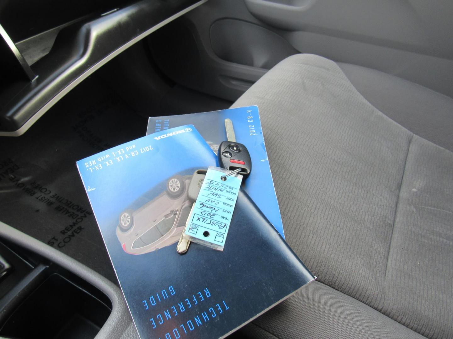 2012 Honda CR-V LX 4WD 5-Speed AT (2HKRM4H38CH) with an 2.4L L4 DOHC 16V engine, 5-Speed Automatic transmission, located at 215 Milton St, Dedham, MA, 02026, (781) 329-5144, 42.241905, -71.157295 - Photo#22