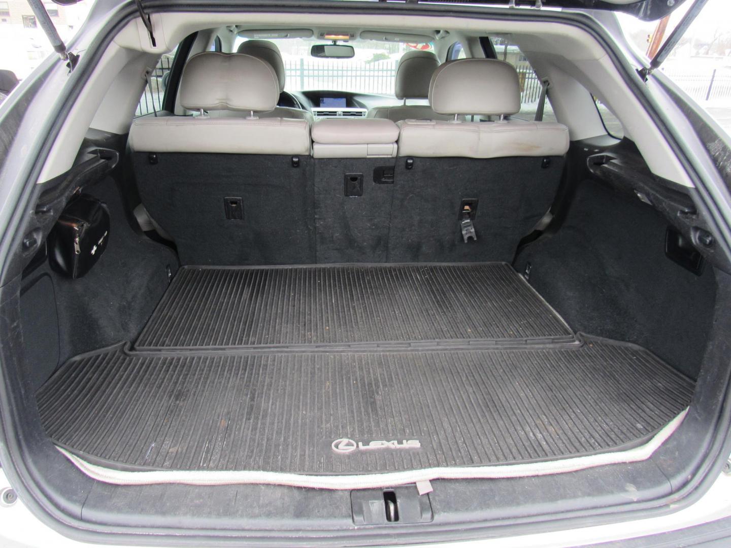 2015 SILVER /Gray Lexus RX 350 AWD (2T2BK1BA2FC) with an 3.5L V6 DOHC 24V engine, 6-Speed Automatic transmission, located at 215 Milton St, Dedham, MA, 02026, (781) 329-5144, 42.241905, -71.157295 - This nice SUV is in excellent condition. Loaded up with Leather. All ASPI Motor Cars vehicles are fully serviced before they are delivered. Comes with a 3/3 warranty included in the price. Call for details. Prices on all vehicles do not include $299.95 Documentation fee, as well as Massachusetts - Photo#20