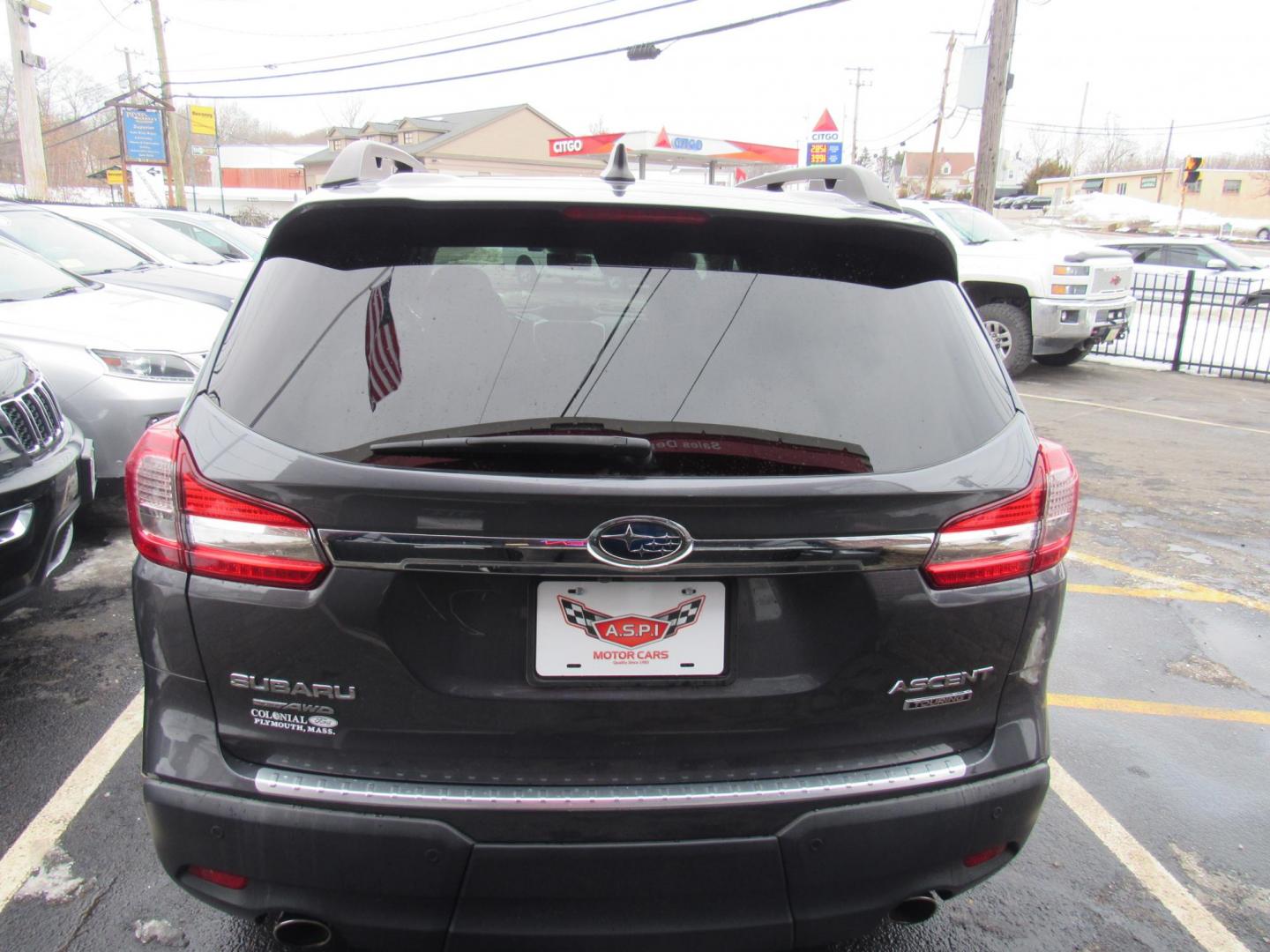 2019 SILVER /BROWN Subaru Ascent Touring 7-Passenger (4S4WMARD7K3) with an 2.4L L4 DOHC 16V engine, CVT transmission, located at 215 Milton St, Dedham, MA, 02026, (781) 329-5144, 42.241905, -71.157295 - This nice Crossover is in excellent condition. Runs like new. All ASPI Motor Cars vehicles are fully serviced before they are delivered to assure the highest quality used vehicles. comes with a 3/3 warranty included in the price. call for details. Prices on all vehicles do not include $299.95 Doc - Photo#5