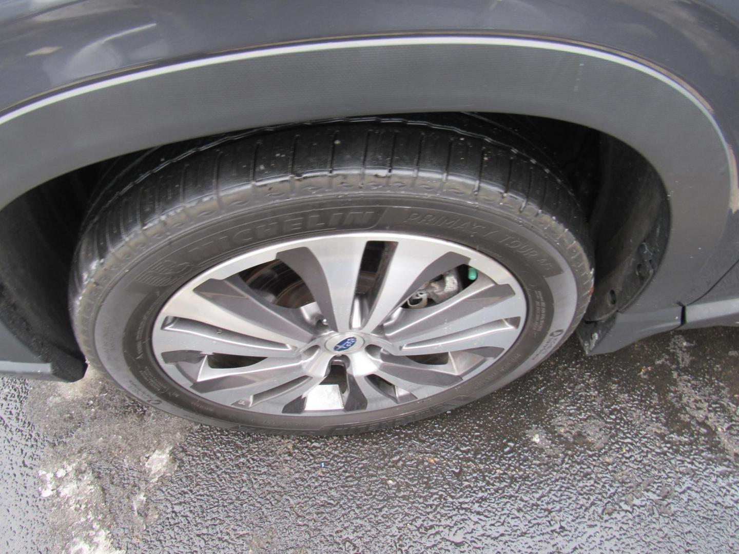 2019 SILVER /BROWN Subaru Ascent Touring 7-Passenger (4S4WMARD7K3) with an 2.4L L4 DOHC 16V engine, CVT transmission, located at 215 Milton St, Dedham, MA, 02026, (781) 329-5144, 42.241905, -71.157295 - This nice Crossover is in excellent condition. Runs like new. All ASPI Motor Cars vehicles are fully serviced before they are delivered to assure the highest quality used vehicles. comes with a 3/3 warranty included in the price. call for details. Prices on all vehicles do not include $299.95 Doc - Photo#10