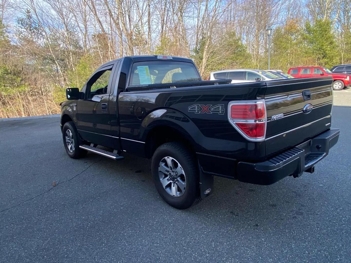 2013 BLACK /gray Ford F-150 SR-5 (1FTMF1EM5DF) with an 3.5L V6 SOHC 24V engine, Automatic transmission, located at 215 Milton St, Dedham, MA, 02026, (781) 329-5144, 42.241905, -71.157295 - Get ready to hit the road in style with this sleek and powerful 2013 Ford F-150! This black beauty not only looks great but packs a punch with its 4WD/AWD capability, ensuring you can handle any terrain with ease. Safety is a top priority with ABS brakes, traction control, and a full array of airbag - Photo#5