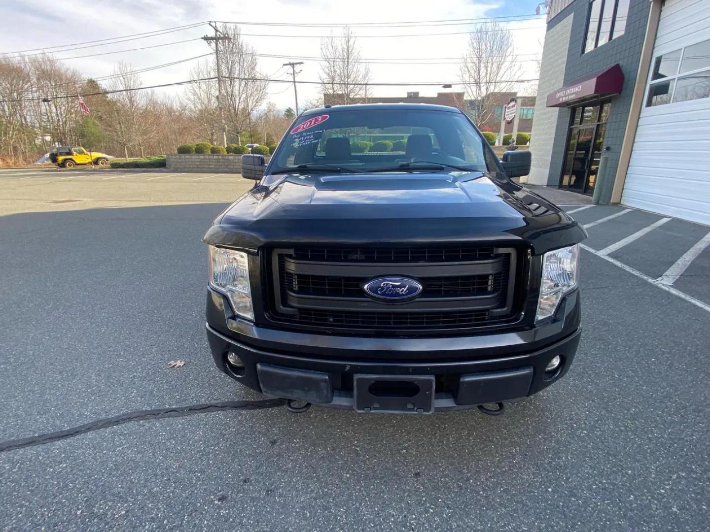 2013 BLACK /gray Ford F-150 SR-5 (1FTMF1EM5DF) with an 3.5L V6 SOHC 24V engine, Automatic transmission, located at 215 Milton St, Dedham, MA, 02026, (781) 329-5144, 42.241905, -71.157295 - Get ready to hit the road in style with this sleek and powerful 2013 Ford F-150! This black beauty not only looks great but packs a punch with its 4WD/AWD capability, ensuring you can handle any terrain with ease. Safety is a top priority with ABS brakes, traction control, and a full array of airbag - Photo#6