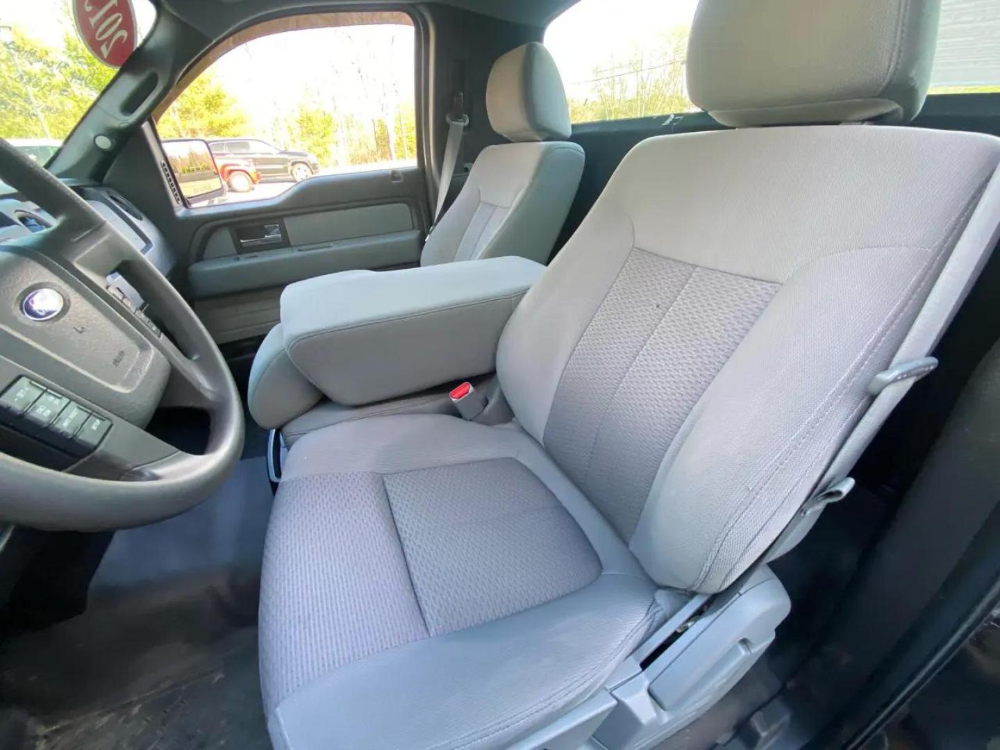 2013 BLACK /gray Ford F-150 SR-5 (1FTMF1EM5DF) with an 3.5L V6 SOHC 24V engine, Automatic transmission, located at 215 Milton St, Dedham, MA, 02026, (781) 329-5144, 42.241905, -71.157295 - Get ready to hit the road in style with this sleek and powerful 2013 Ford F-150! This black beauty not only looks great but packs a punch with its 4WD/AWD capability, ensuring you can handle any terrain with ease. Safety is a top priority with ABS brakes, traction control, and a full array of airbag - Photo#11